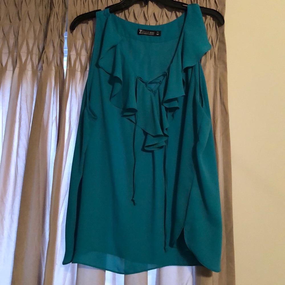 Gorgeous teal ruffle tank
